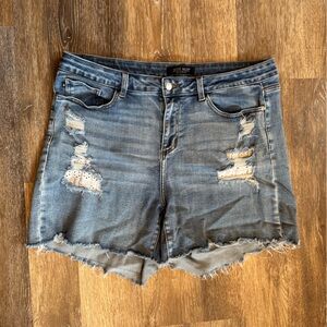 Judy Blue‎ 3XL cut off, distressed, eyelet shorts!